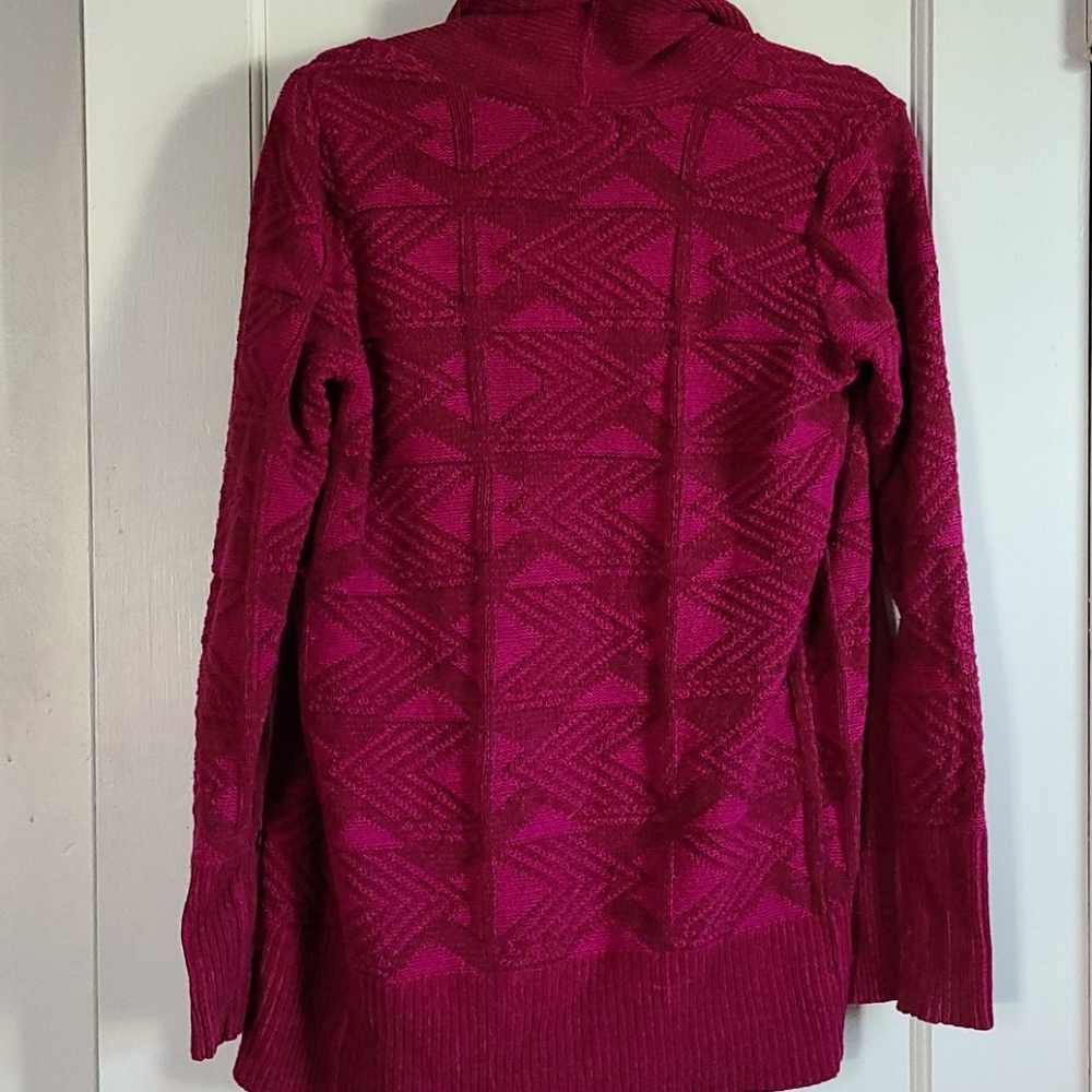 Two medium sized cardigans - Picture 4 of 7